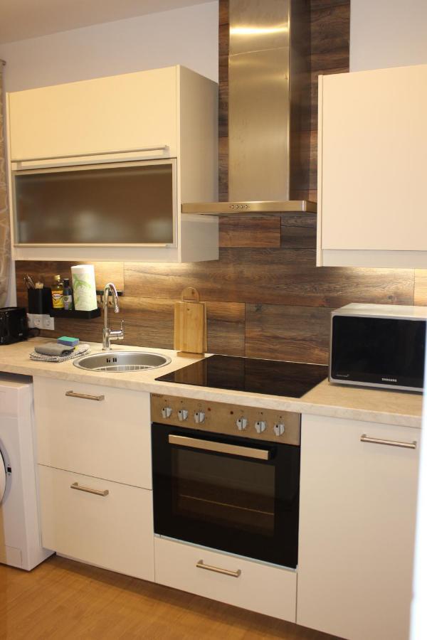 Homew4 - Tiny Apartment Hoheneich Экстерьер фото